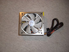 13_PS02_006_0035_ThermaltakeQFan850W_CIMG0097_225x169.jpg