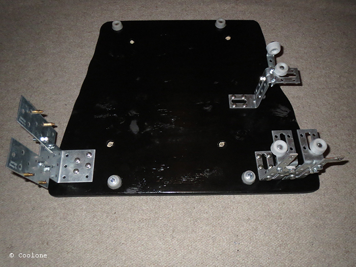 Motherboard_tray_01_02_02_IMG_6787_700x5